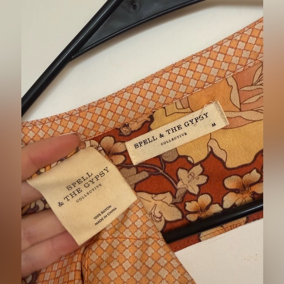 Spell Lady A Tunic - Picture 4 of 5